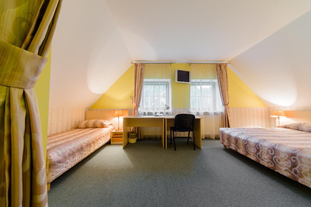 Hotel - Bar Grafaite Šiauliai Exteriör bild