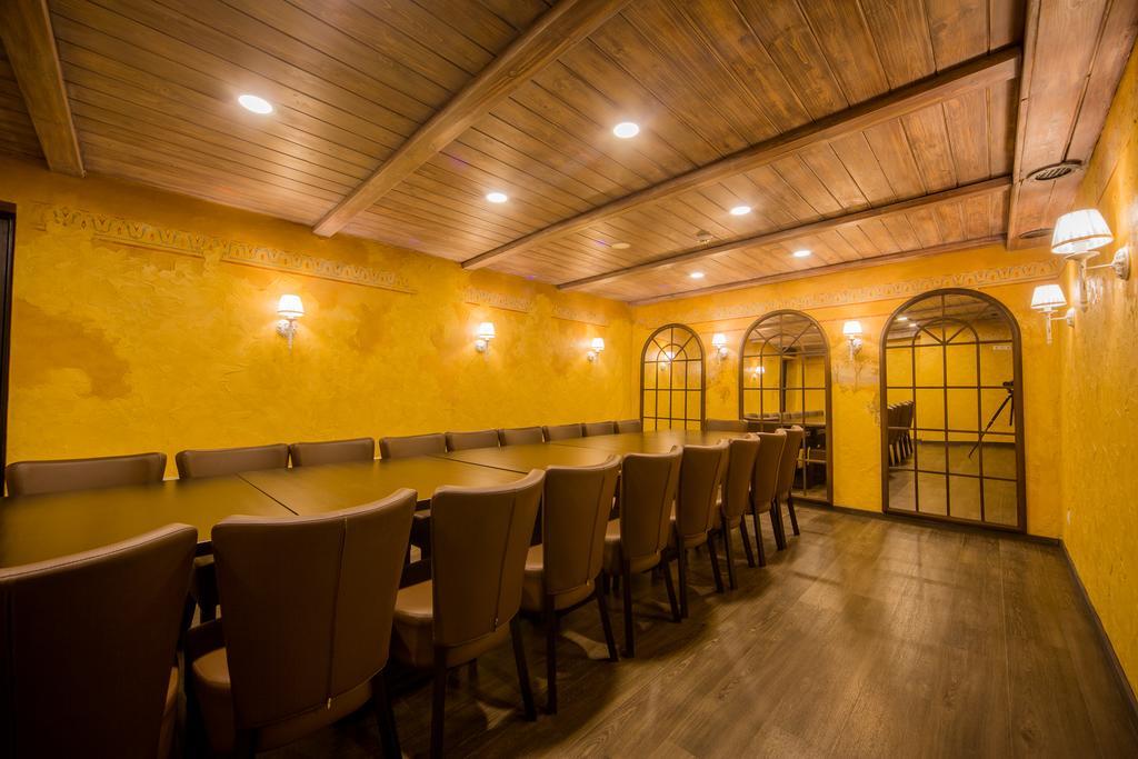 Hotel - Bar Grafaite Šiauliai Exteriör bild
