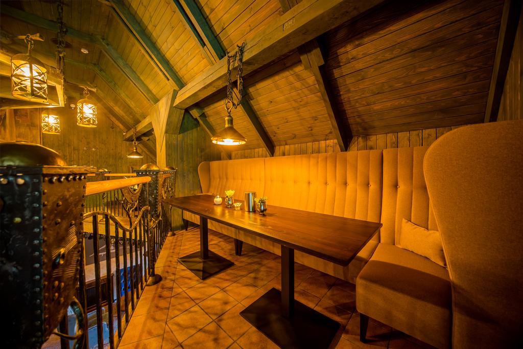 Hotel - Bar Grafaite Šiauliai Exteriör bild