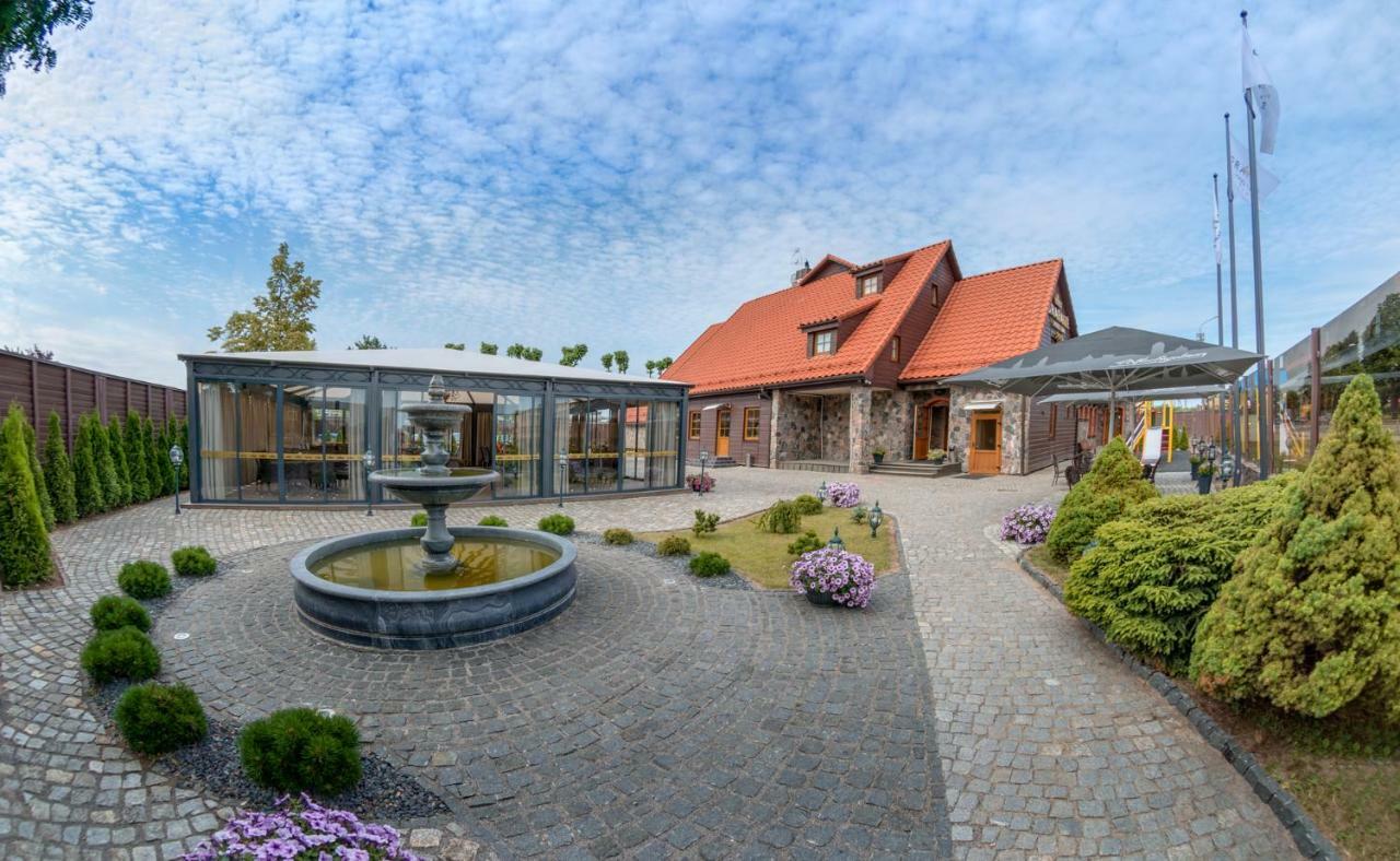 Hotel - Bar Grafaite Šiauliai Exteriör bild